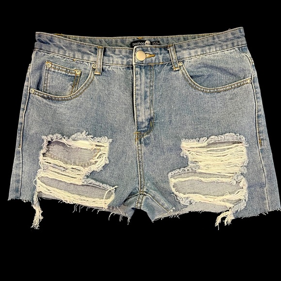 NWOT BooHoo Custom Made Cutoffs - Picture 1 of 17